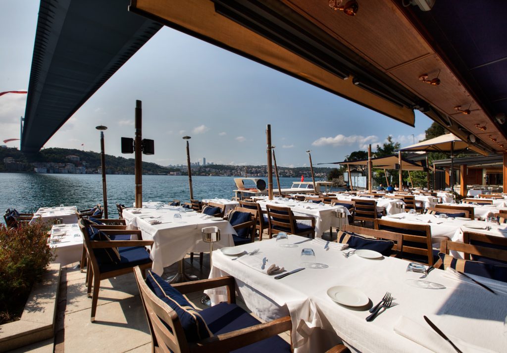 Lacivert Restaurant Beykoz Davet Fiyatları