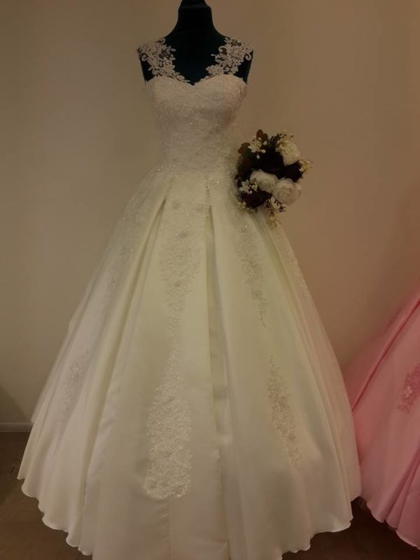 esme moda izmir gelinlik fiyatlari dugunyardimcisi com