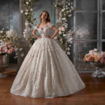 White House Moda Evi Gelinlik ve Moda Evleri Fiyatları Bakırköy İstanbul