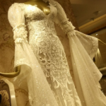 White House Moda Evi Gelinlik ve Moda Evleri Fiyatları Bakırköy İstanbul