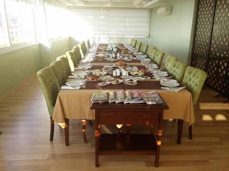 İzmir Hakim Evi Toplantı Salonu Fiyatları