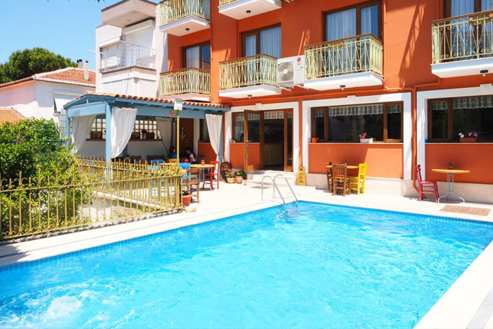 En Popüler Foça Balayı Otelleri